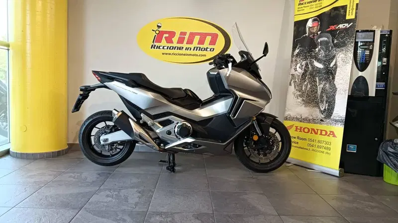 Honda Forza 750 DCT (2021 - 24) (6)
