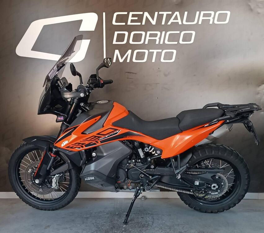 KTM 890 Adventure (2022) (2)