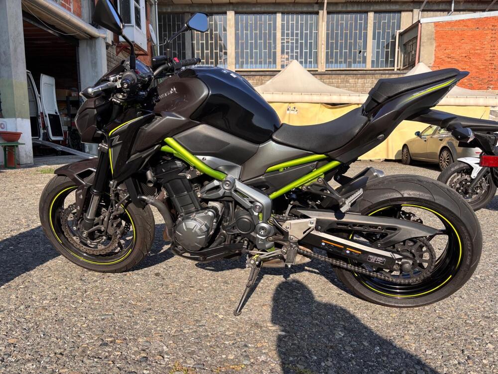 Kawasaki Z 900 (2017 - 18) (5)