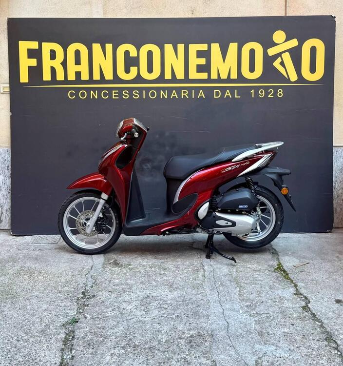 Honda SH 125 Mode (2024 - 25) (4)