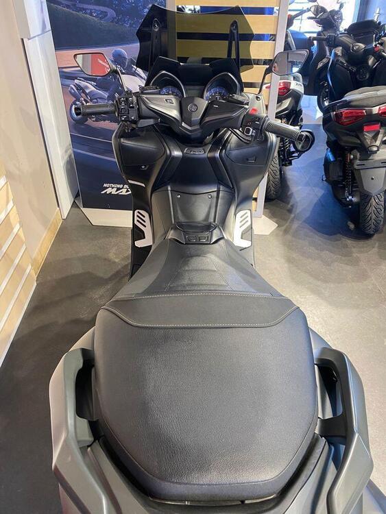 Yamaha T-Max 560 (2020 - 21) (2)