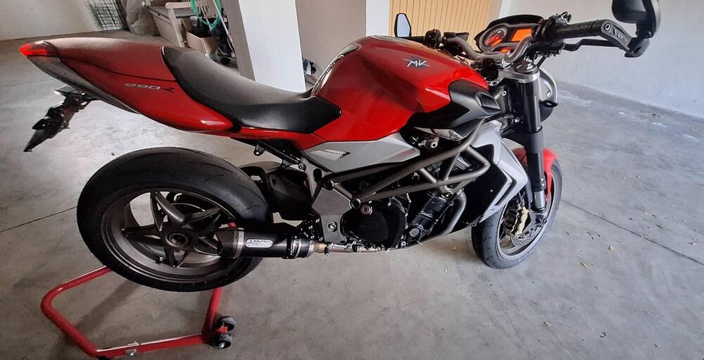 MV Agusta Brutale 990 R (2009 - 12) (2)