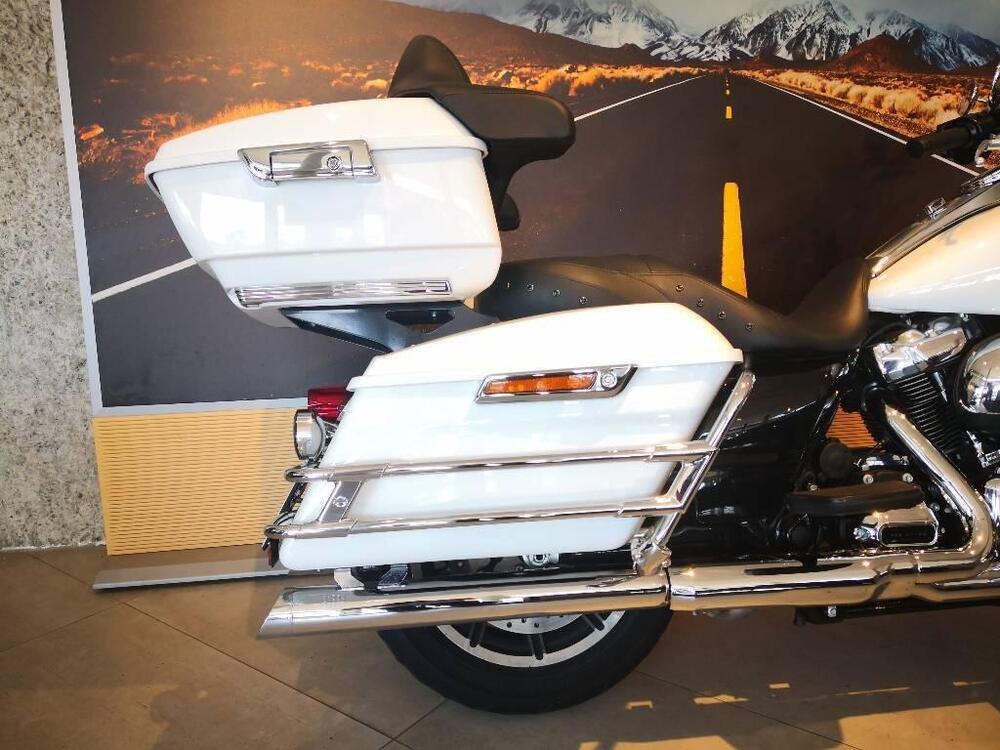 Harley-Davidson 107 Road King Classic (2017 - 18) - FLHRC (5)