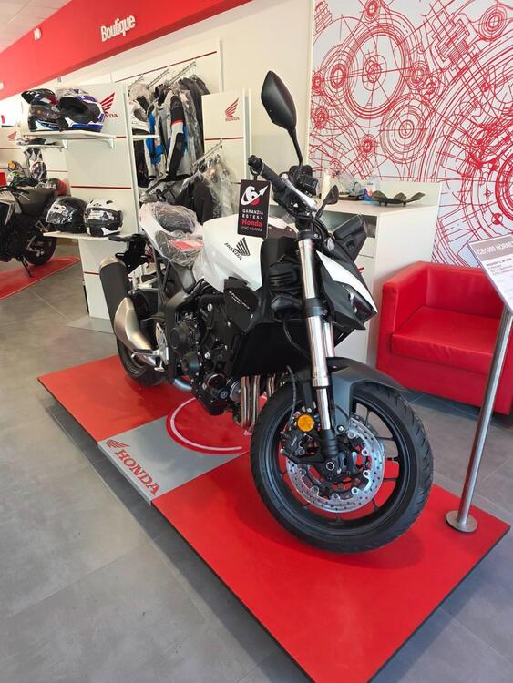 Honda CB 1000 Hornet (2025)