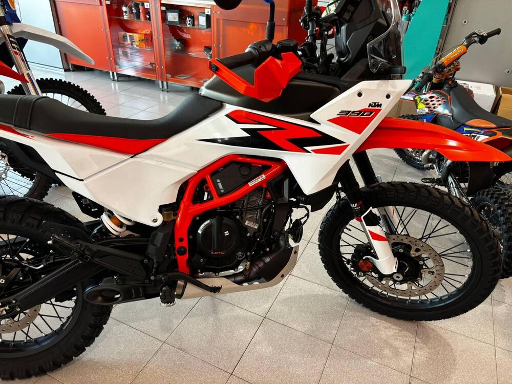 KTM 390 Adventure R (2025 - 26) (2)