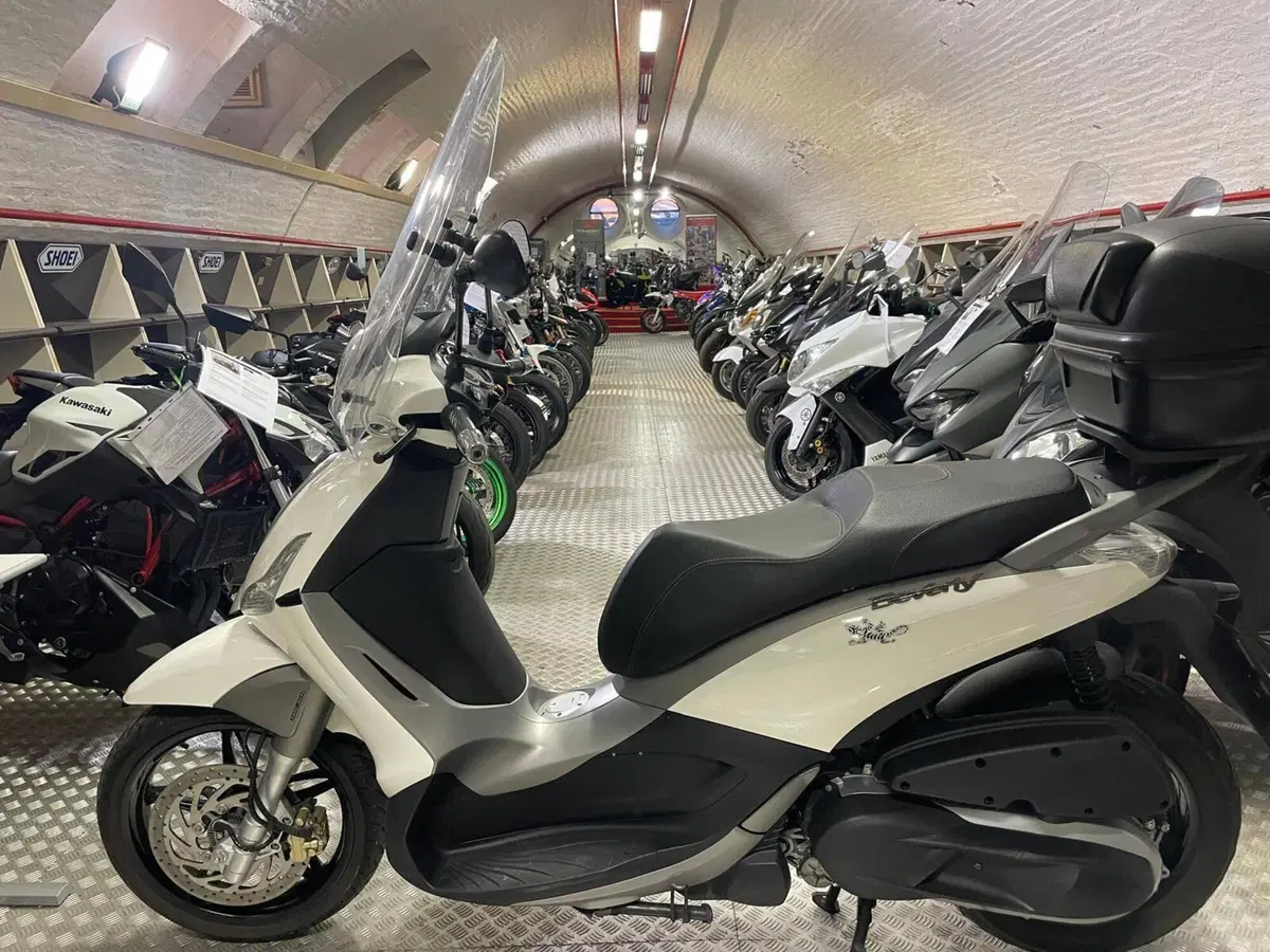 Piaggio Beverly 350 ABS (2016 - 20)