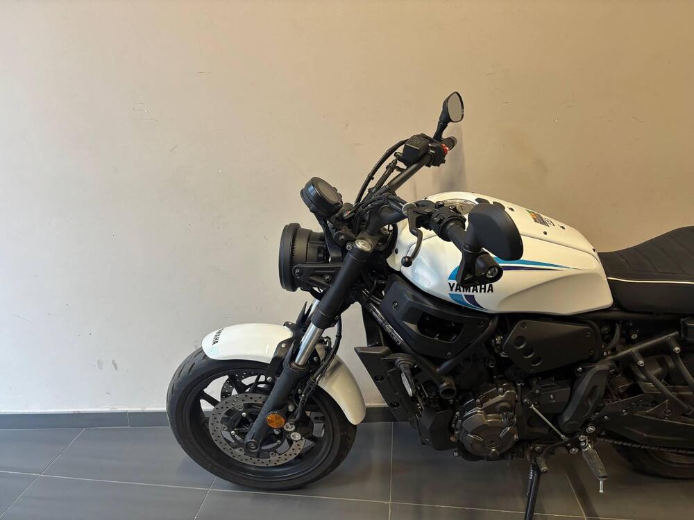 Yamaha XSR 700 (2022 - 25) (2)