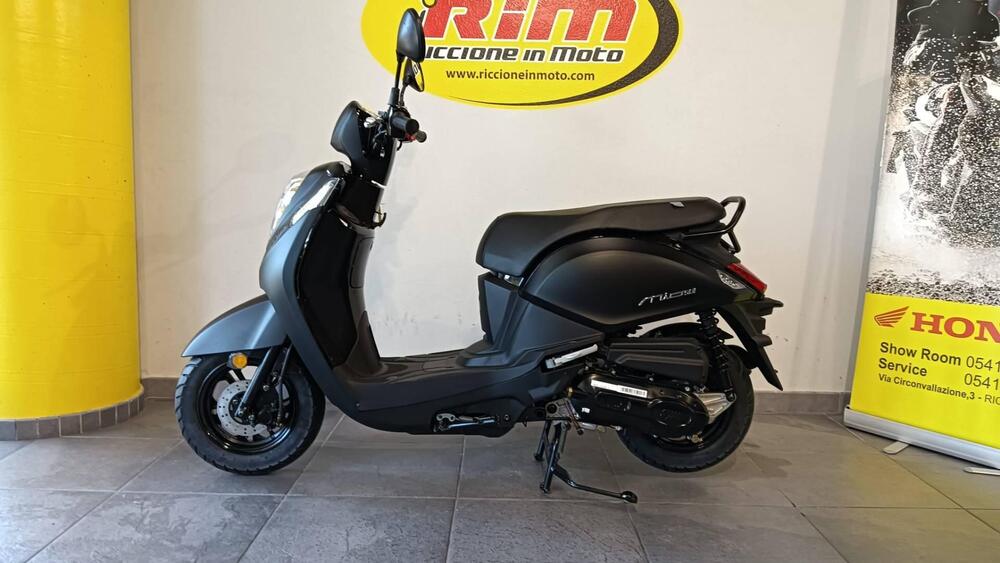 Sym Mio 50 (2021 - 25) (3)