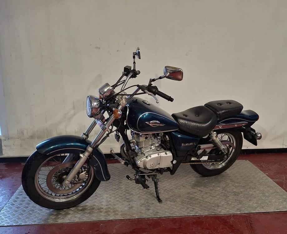 Suzuki Marauder GZ 125 (1998 - 03) (2)