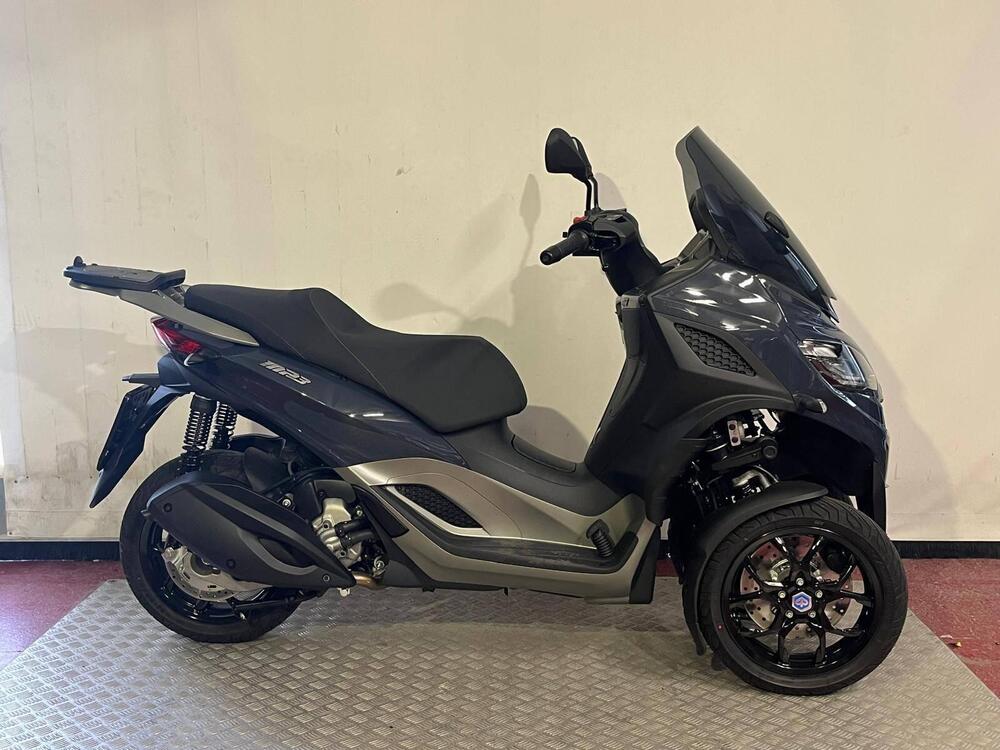 Piaggio MP3 310 (2025)