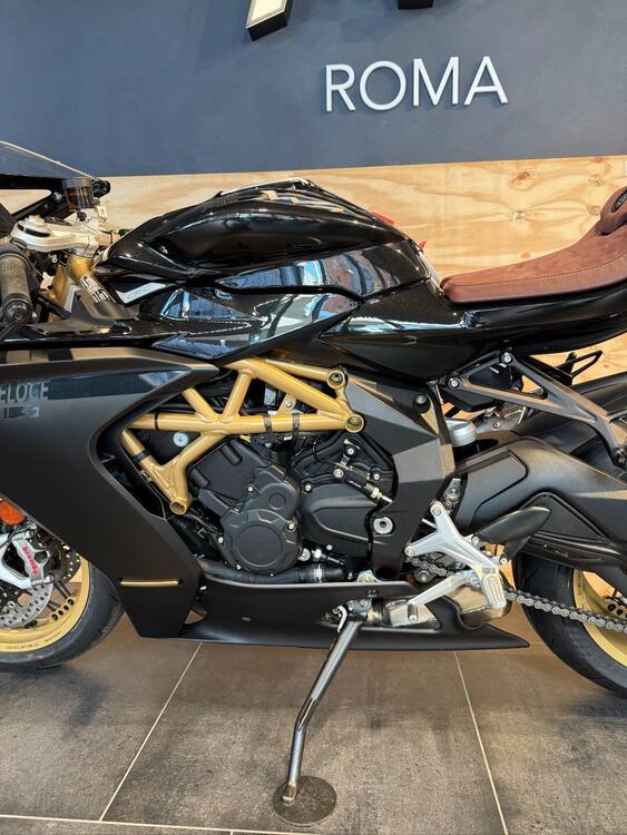 MV Agusta Superveloce 800 S (2021 - 25) (4)