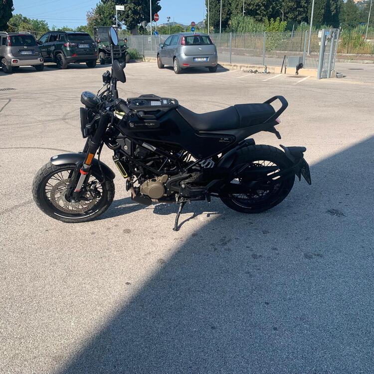 Husqvarna Svartpilen 125 (2021 - 23) (5)