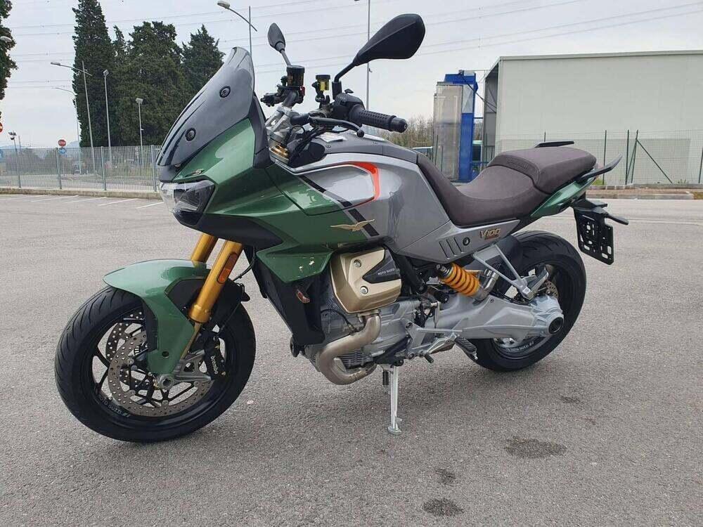 Moto Guzzi V100 Mandello S (2025) (3)