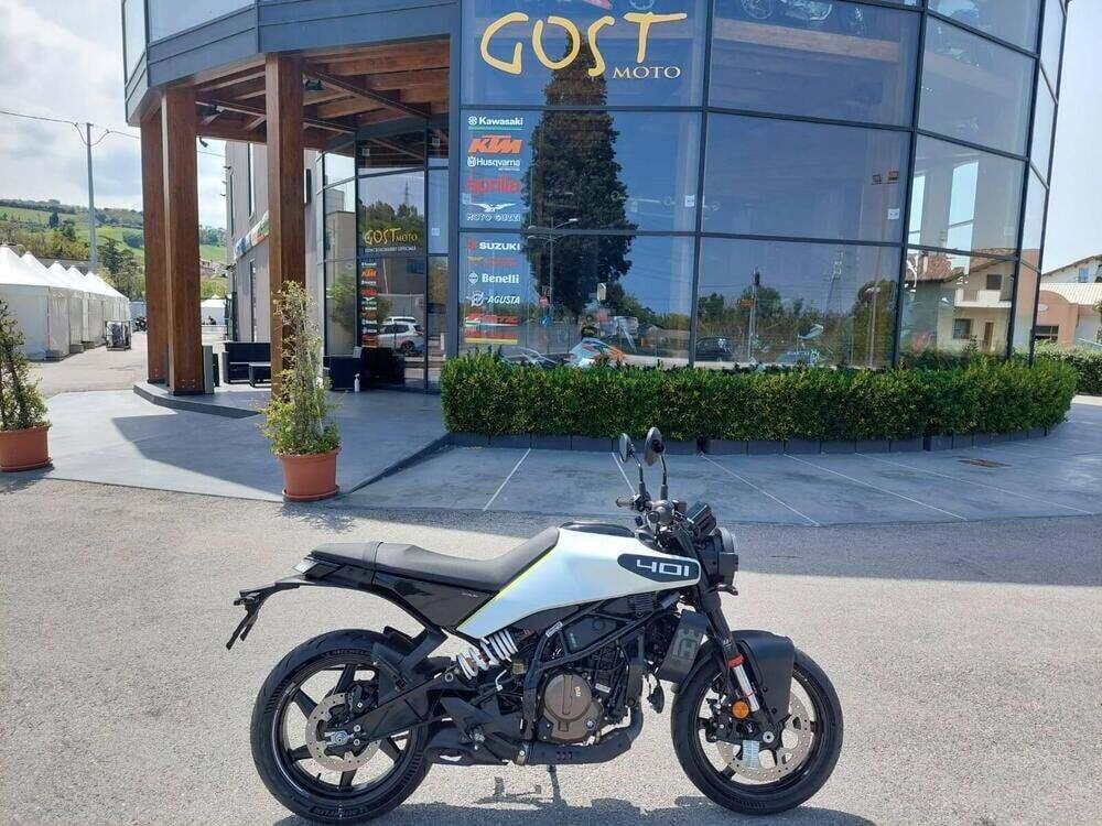 Husqvarna Svartpilen 401 (2024 - 25)