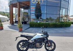 Husqvarna Svartpilen 401 (2024 - 25) nuova