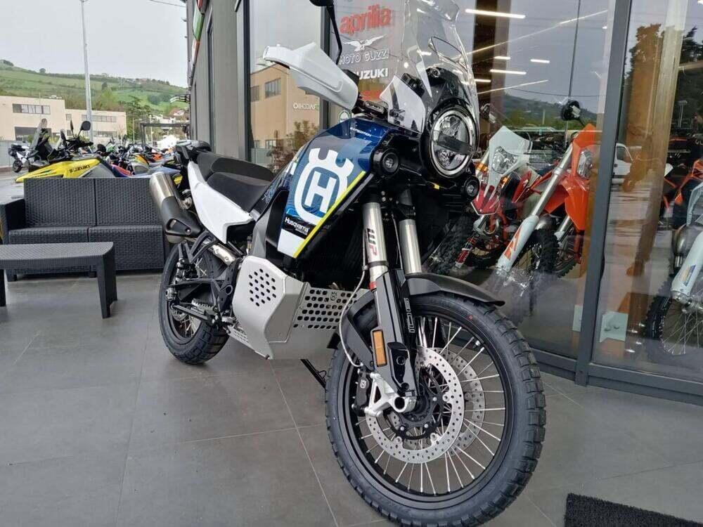 Husqvarna Norden 901 Expedition (2023 - 24) (2)