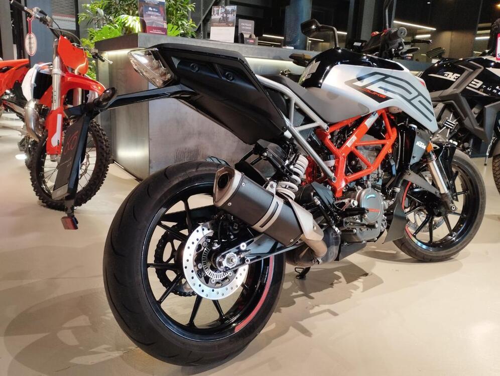 KTM 125 Duke (2021 - 23) (4)