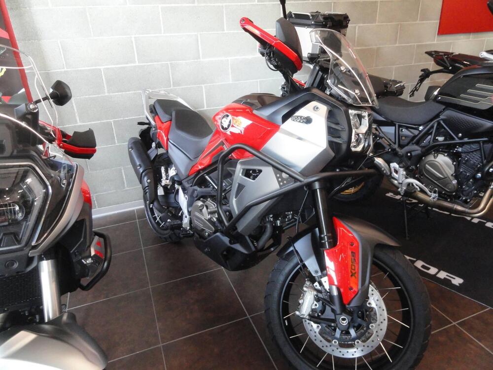 QJ Motor SVT 650 X (2025)