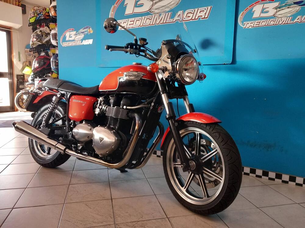 Triumph Bonneville SE (2009 - 13) (2)