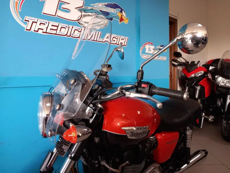 Triumph Bonneville SE (2009 - 13) (17)