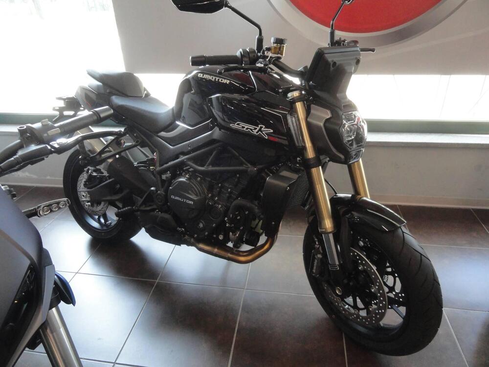 QJ Motor SRK 900 (2025)