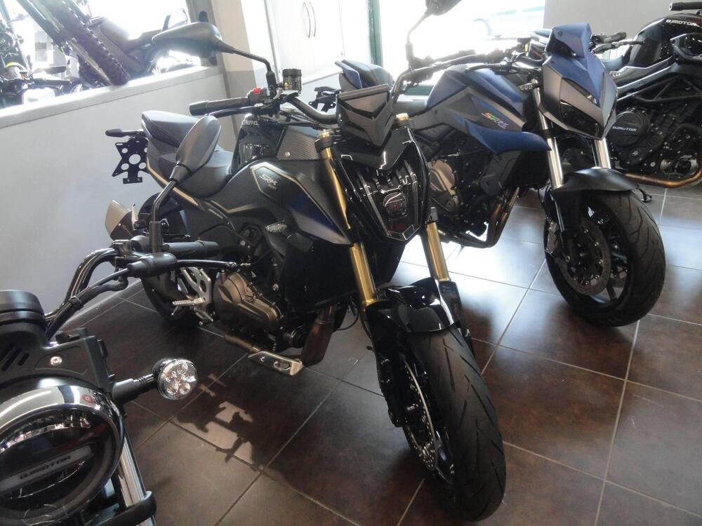 QJ Motor SRK 600 (2025)