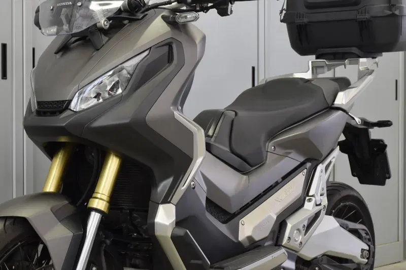 Honda X-ADV 750 (2017) (3)