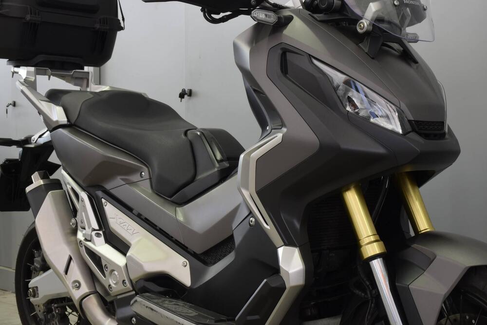 Honda X-ADV 750 (2017) (4)