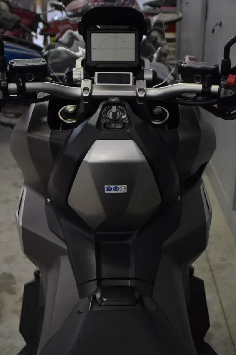 Honda X-ADV 750 (2017) (8)
