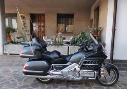 Honda GL 1800 Gold Wing (2000 - 05) usata