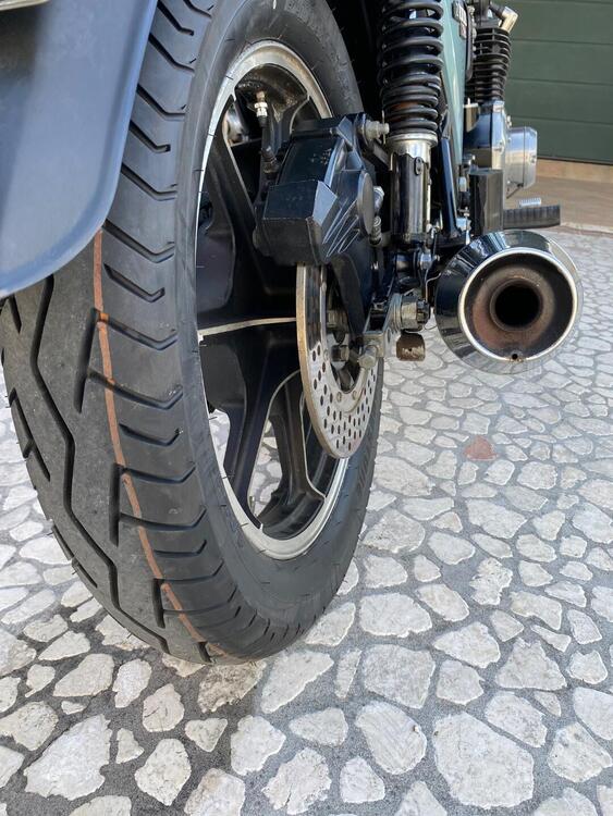 Kawasaki Z1000 z1-R (5)