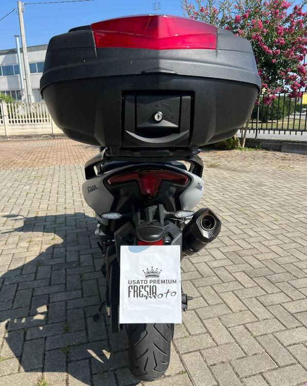 Yamaha T-Max 560 (2020 - 21) (3)