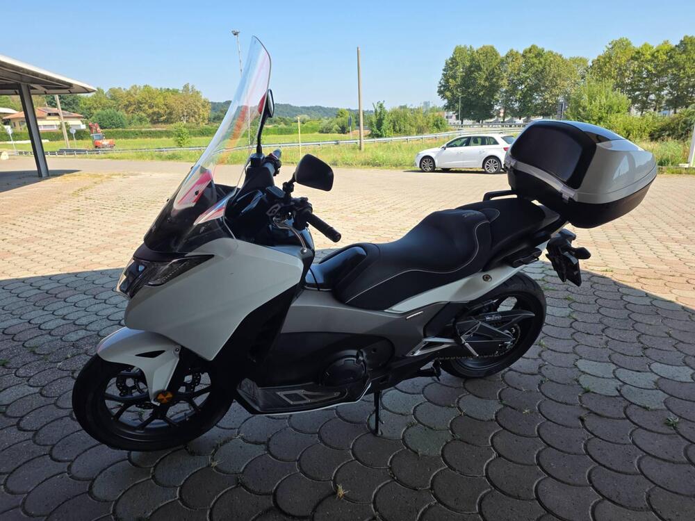Honda Integra 750 DCT (2016 - 17) (3)