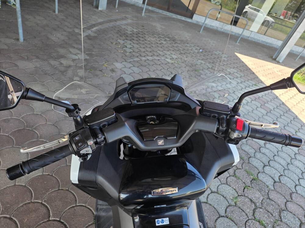 Honda Integra 750 DCT (2016 - 17) (4)