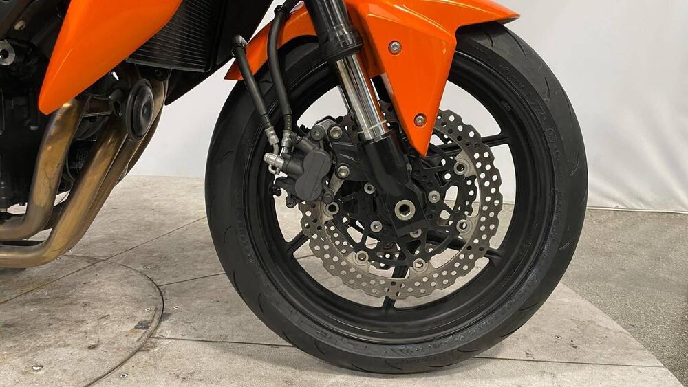 Kawasaki Z 750 (2007 - 14) (5)