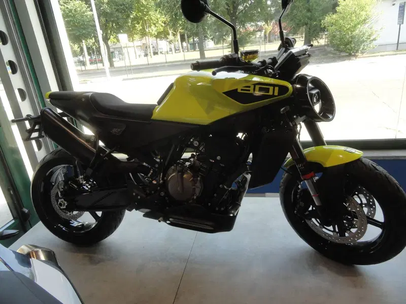 Husqvarna Vitpilen 801 L (2025 - 26)