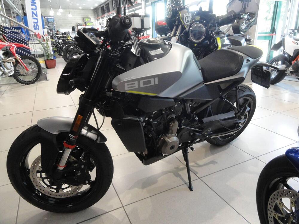 Husqvarna Vitpilen 801 L (2025) (3)