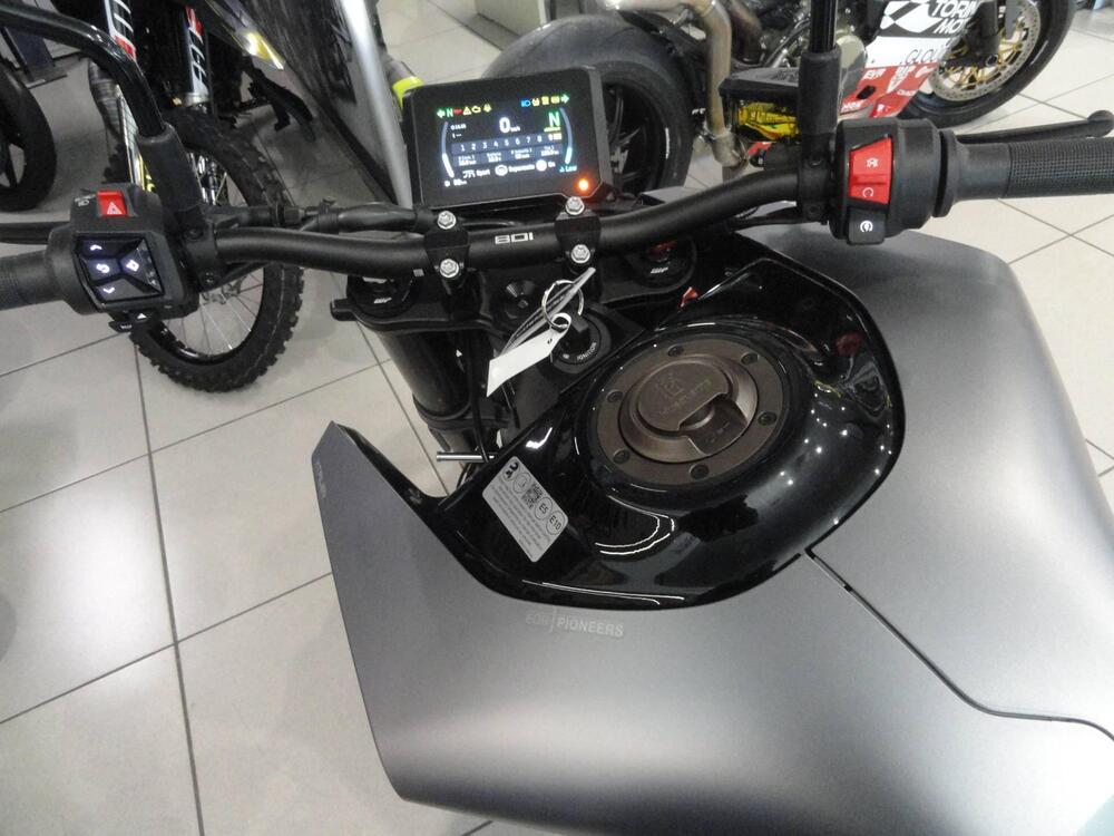 Husqvarna Vitpilen 801 L (2025) (4)