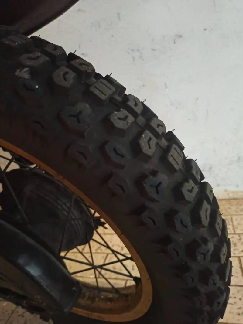 Yamaha XT 500 (7)
