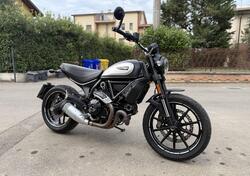 Ducati Scrambler 800 Icon Dark (2021 - 22) usata