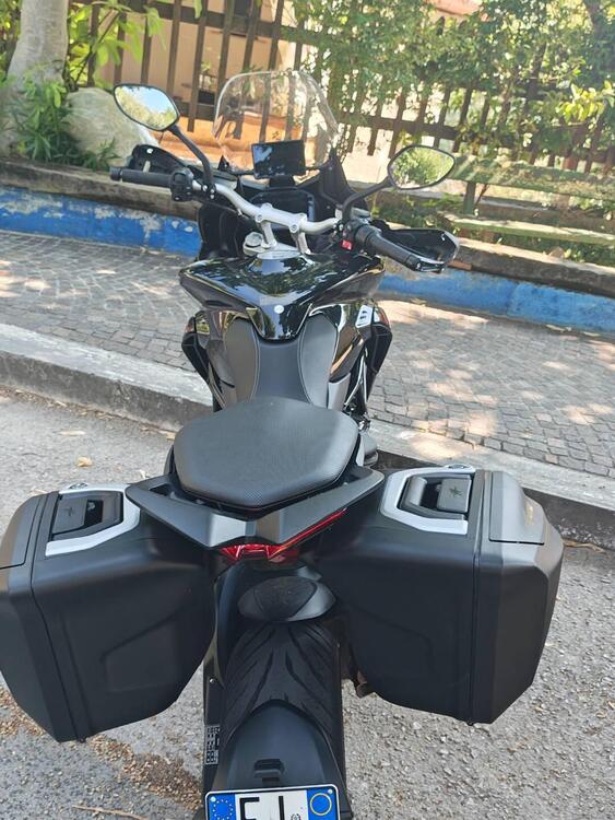 MV Agusta Turismo Veloce 800 R (2023 - 25) (4)