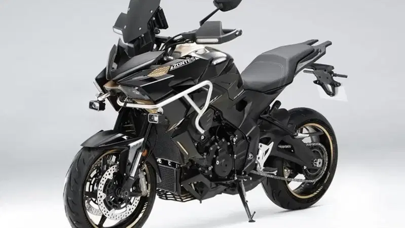 Nuova crossover cinese in arrivo: &egrave; la Zontes 703 T