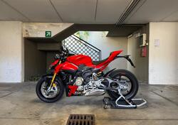 Ducati Streetfighter V4 S (2025) usata