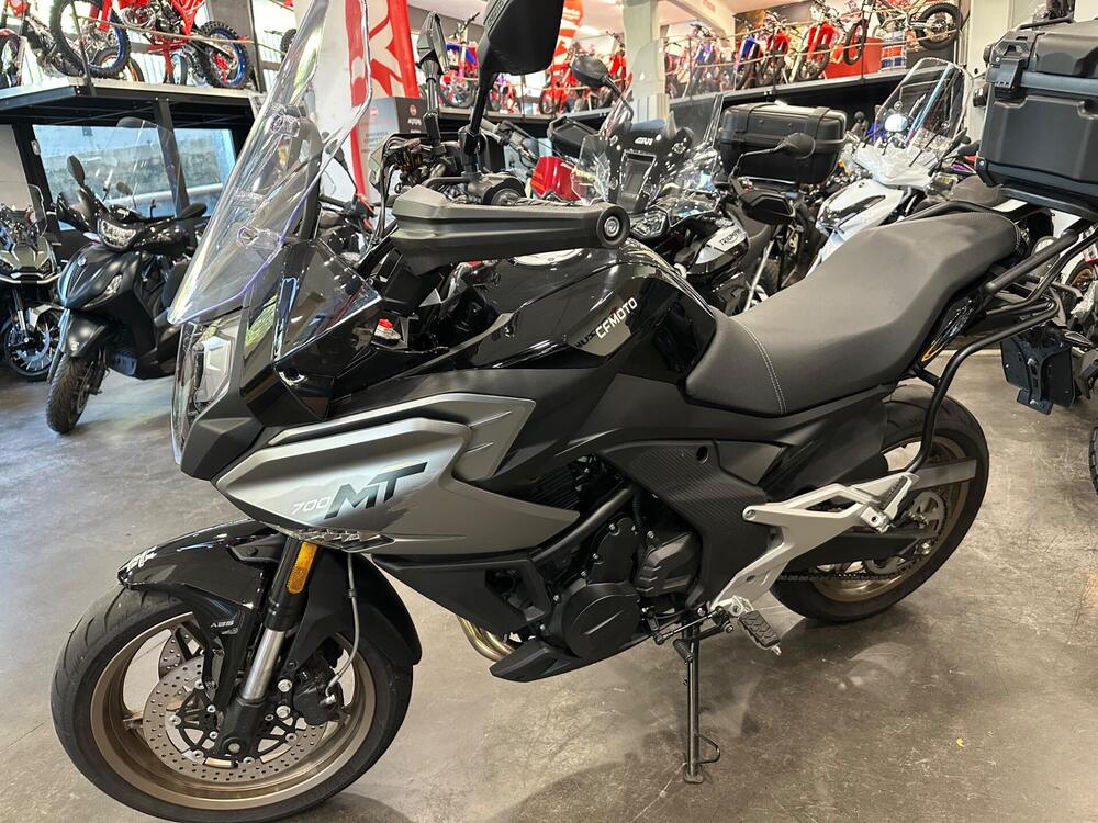 CFMOTO 700MT (2024 - 25)