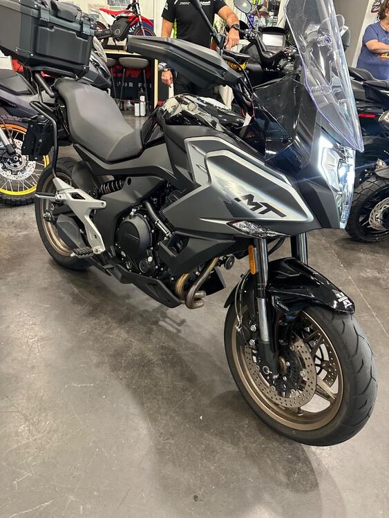 CFMOTO 700MT (2024 - 25) (4)