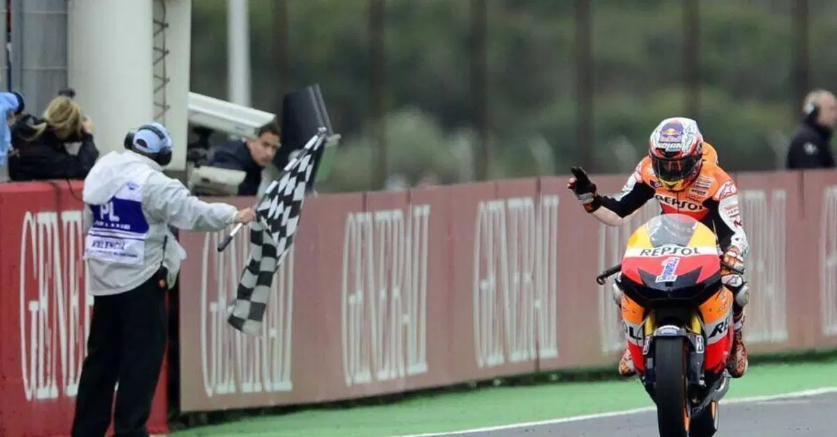 MotoGP 2025. GP di Austria. Casey Stoner torna su una MotoGP! Ma &egrave; solo una parata