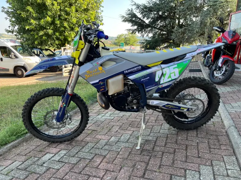 Husqvarna TE 250 (2025) (9)