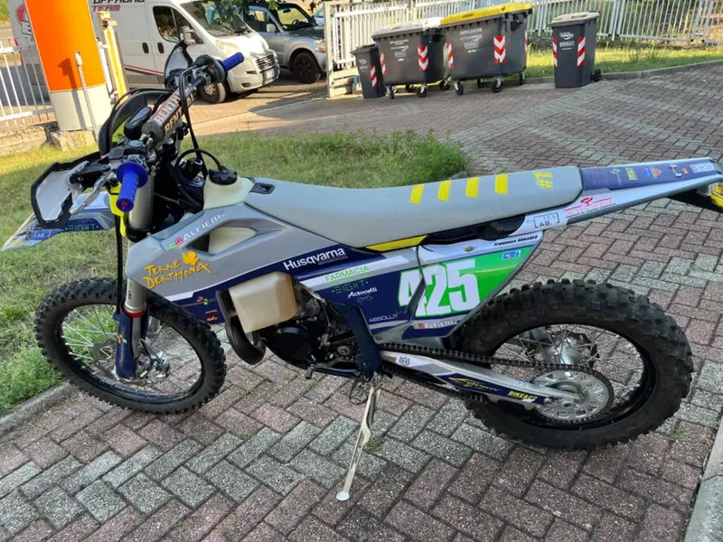 Husqvarna TE 250 (2025) (10)
