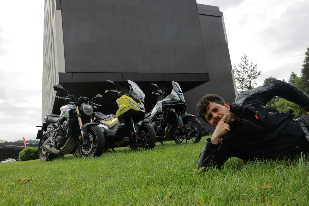 Honda NX500 vs X‑ADV 750 vs CB650R E-Clutch: A2 a confronto! (26)