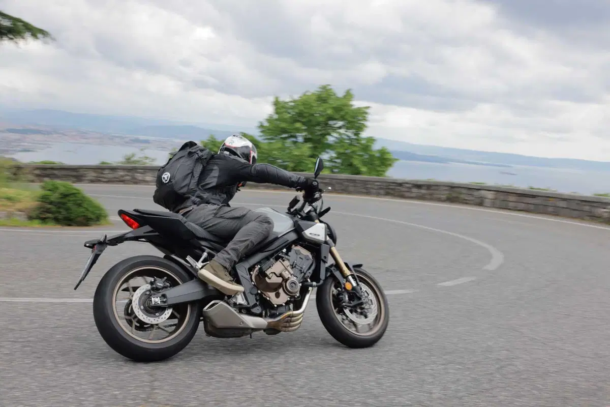 Honda NX500 vs X‑ADV 750 vs CB650R E-Clutch: A2 a confronto! Il test-viaggio che ti aiuta a scegliere [VIDEO E GALLERY] (15)